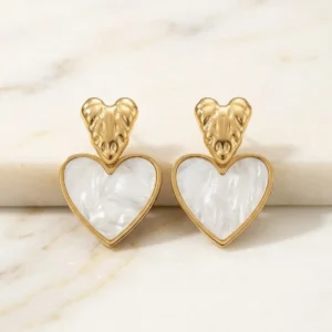 Heart dangle earring
